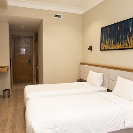 Hotel Marwa Tashkent Pool&Spa Ngoại thất bức ảnh