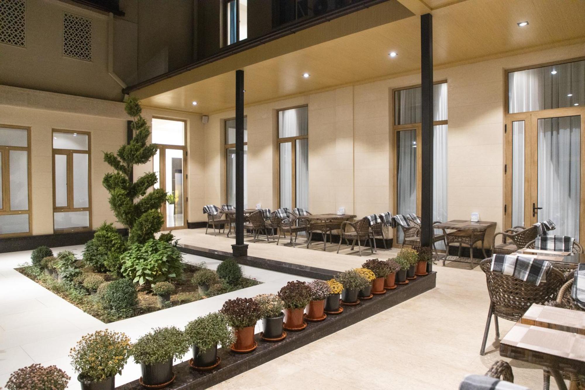 Hotel Marwa Tashkent Pool&Spa Ngoại thất bức ảnh