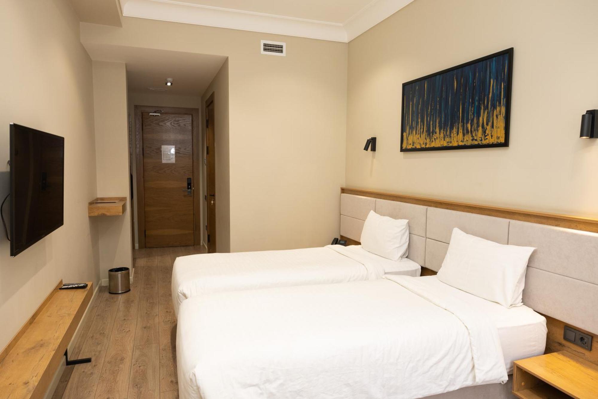 Hotel Marwa Tashkent Pool&Spa Ngoại thất bức ảnh