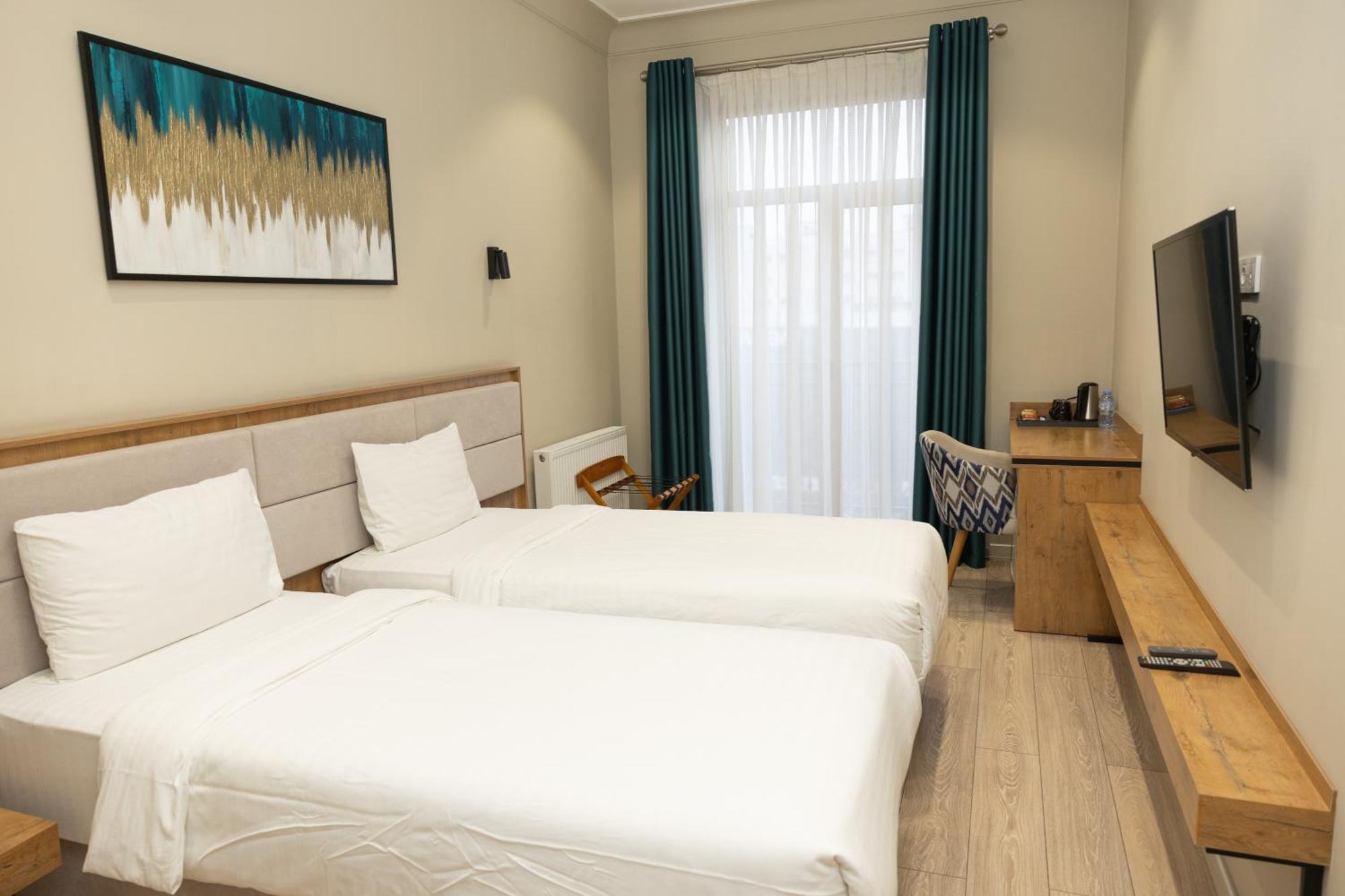 Hotel Marwa Tashkent Pool&Spa Ngoại thất bức ảnh