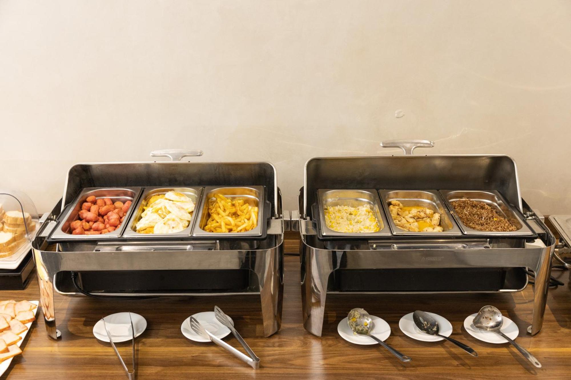 Hotel Marwa Tashkent Pool&Spa Ngoại thất bức ảnh